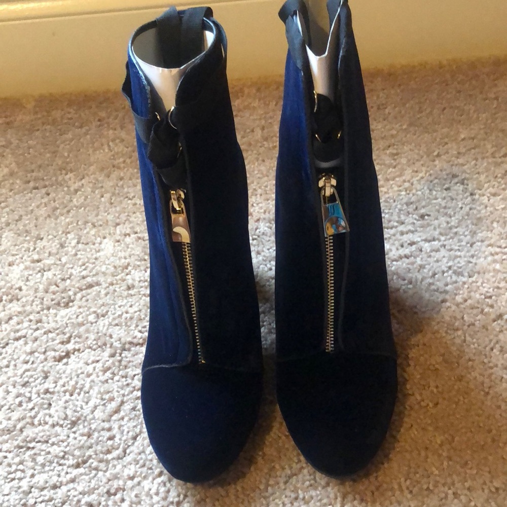 Zara blue velvet boots